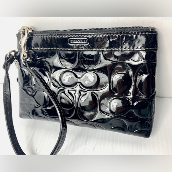 Coach Signature Stitch Patent Leather Wristlet-EUC - Picture 4 of 11